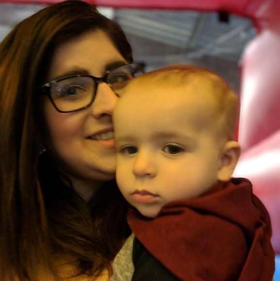 Meet your Posher, Ruthie - Picture 2 of 3